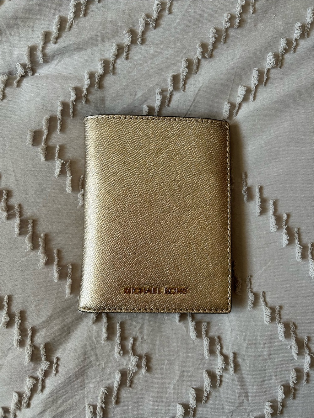 MICHAEL KORS Metallic Gold Card & Key Holder